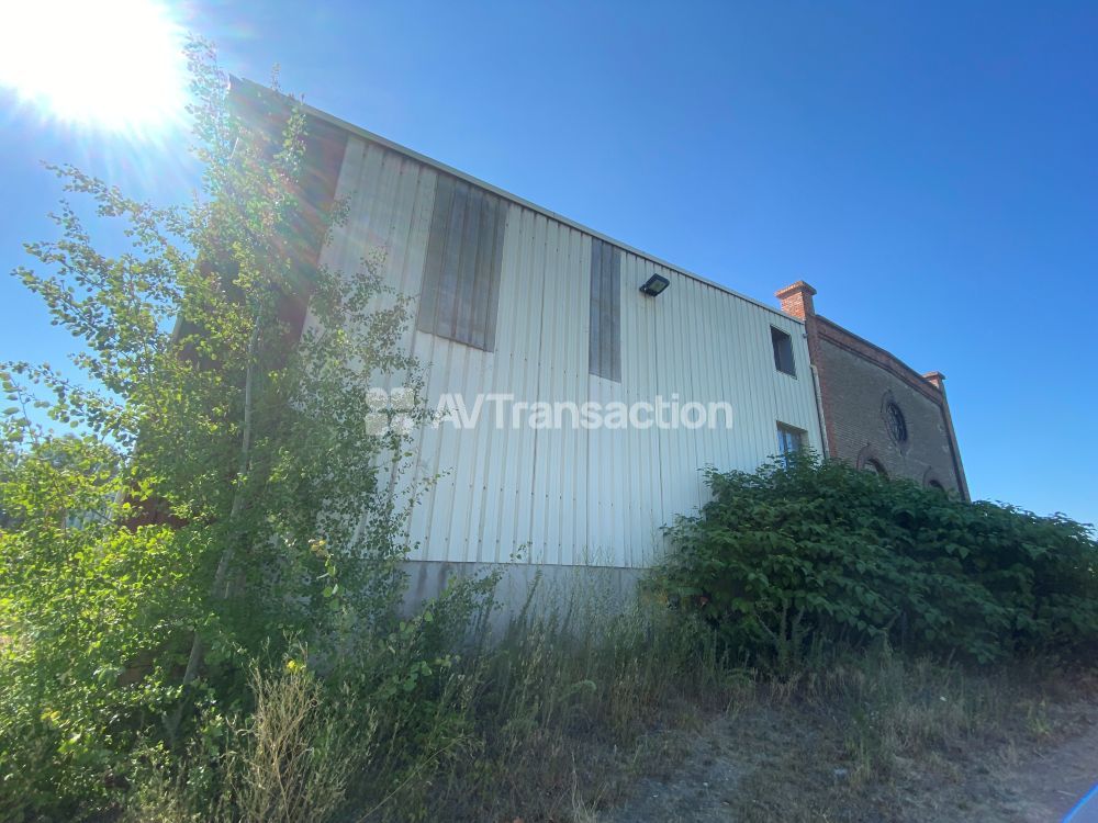 ENTREPOT de 473M² sur une parcelle de 2000 m²