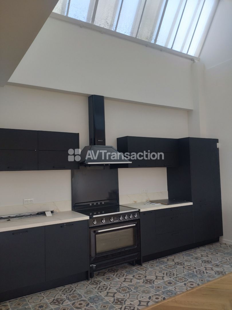 APPARTEMENT ENTIEREMENT RENOVE DE 117M2