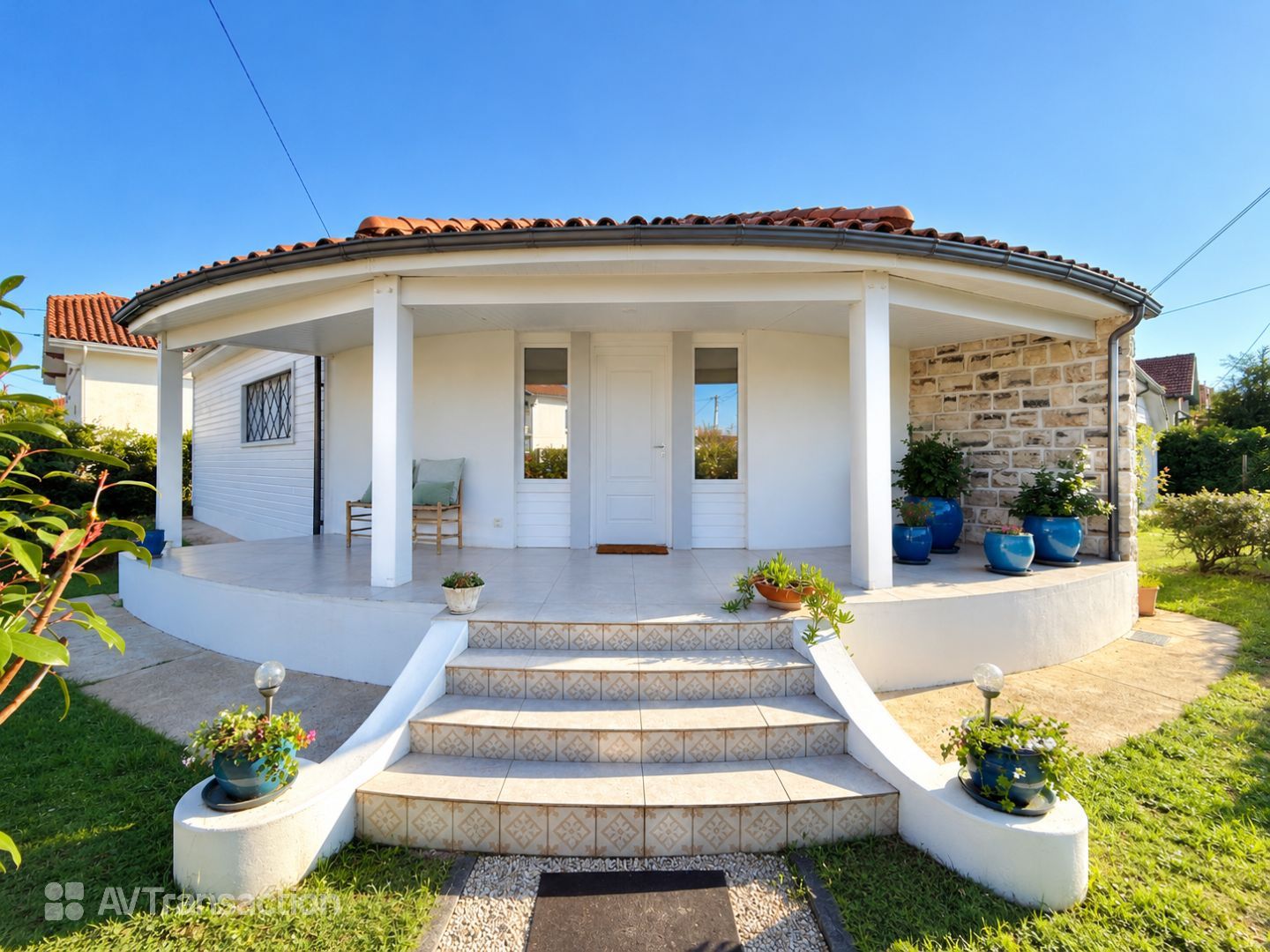 DAX Maison d'architecte 3 chambres, piscine et terrain 594m² 