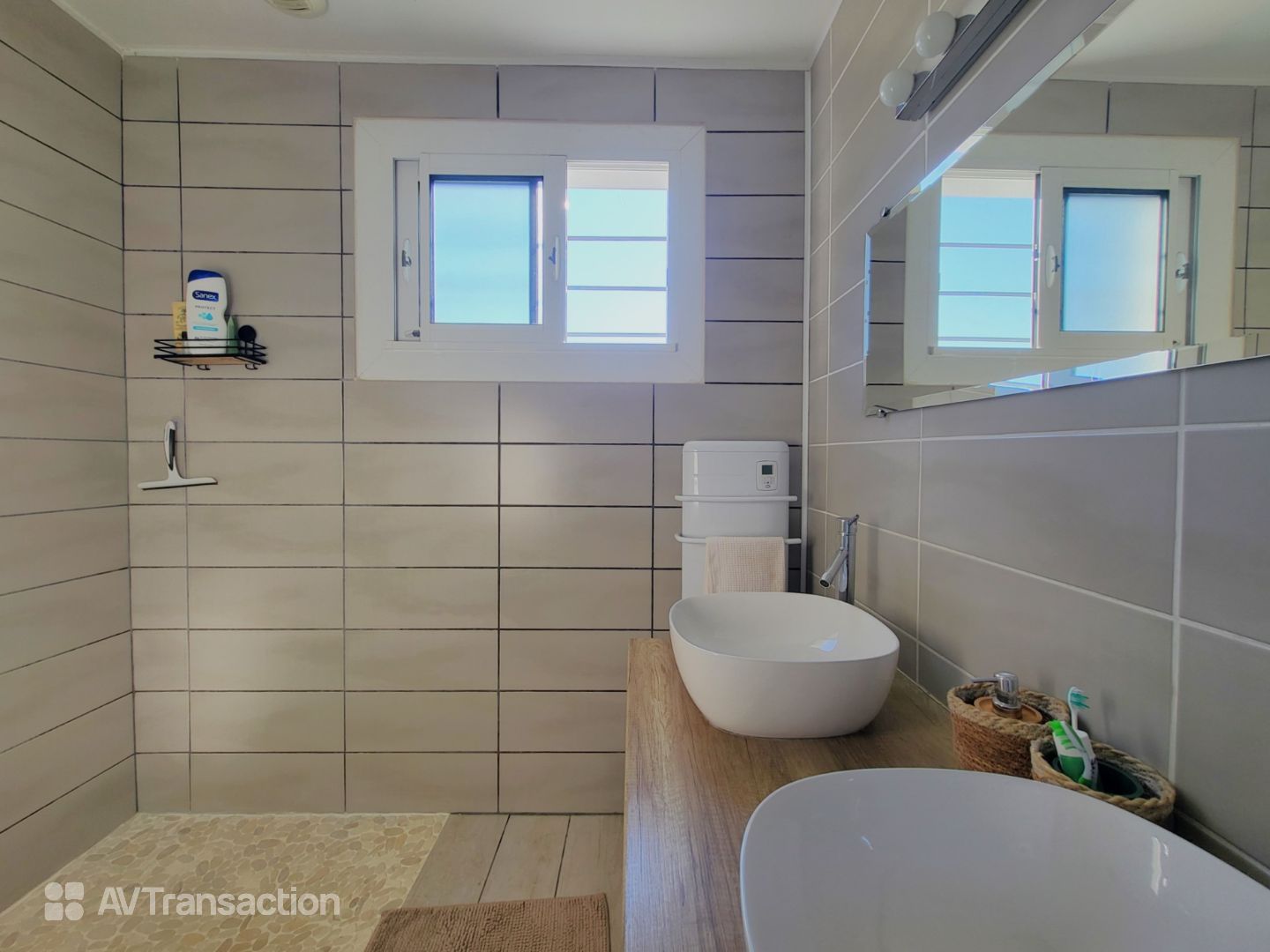 DAX Maison d'architecte 3 chambres, piscine et terrain 594m² 