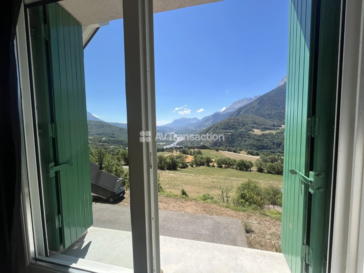 Maison avec piscine chauffée &amp; vue d'exception