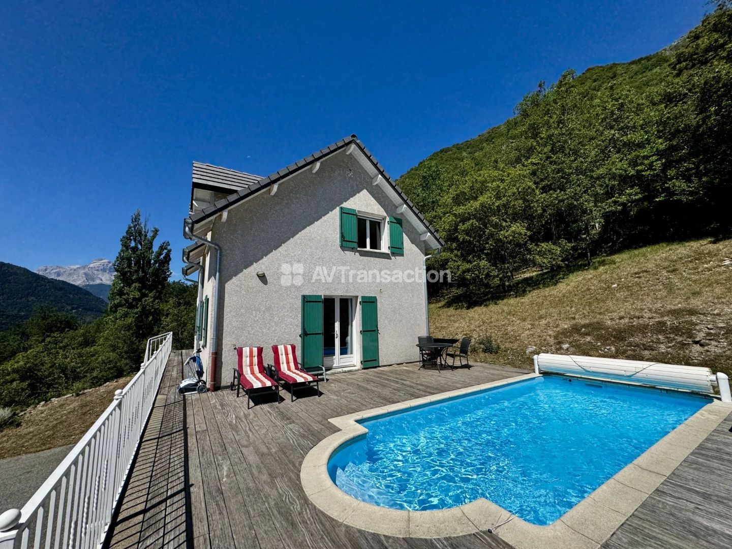 Maison à vendre  - 5 pièce(s) - 91.36m2 - Aspres-lès-corps (05800)