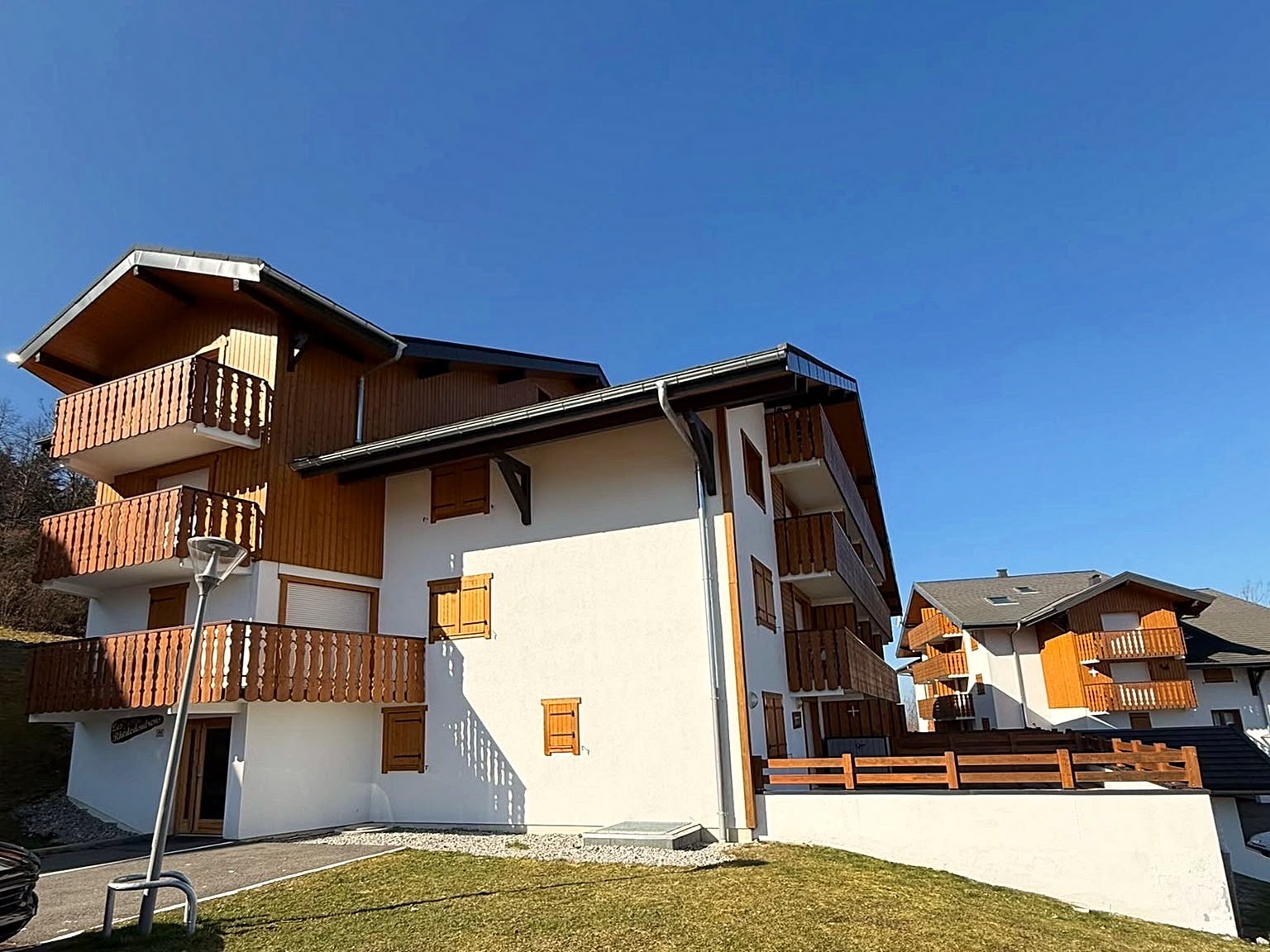 Thollon-les-Mémises – Investissez entre lac et montagnes