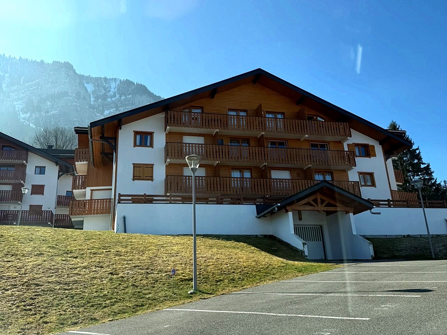 Thollon-les-Mémises – Investissez entre lac et montagnes