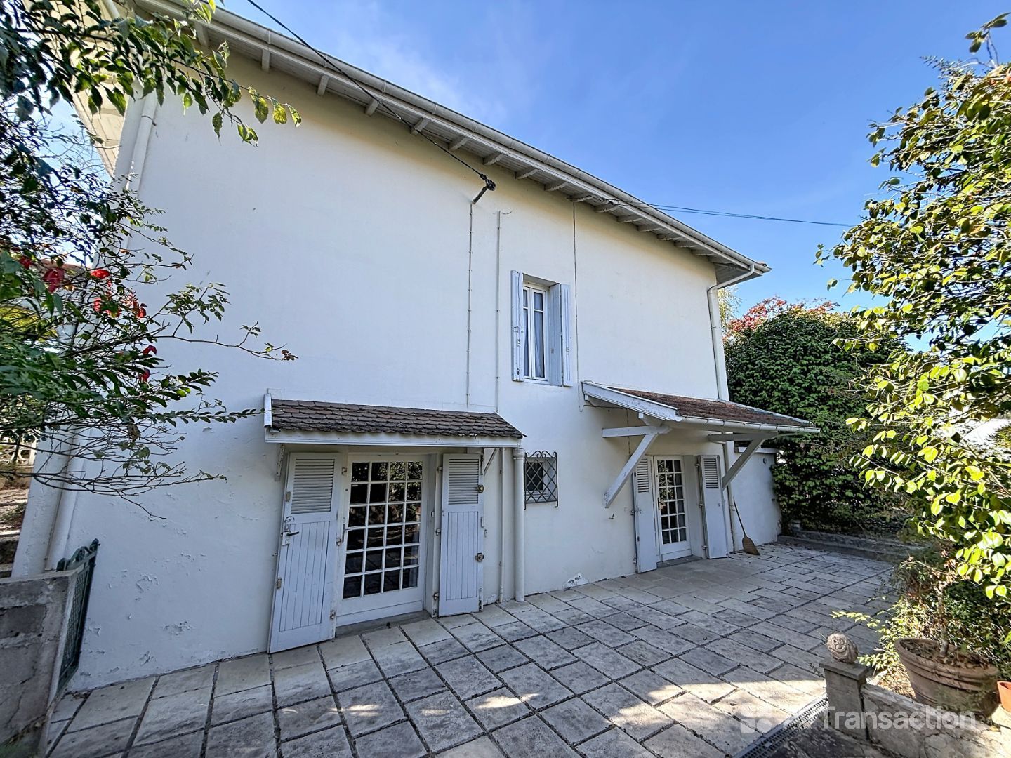 DAX – MAISON DE CARACTÈRE, JARDIN BUCOLIQUE ET BEAU POTENTIEL
