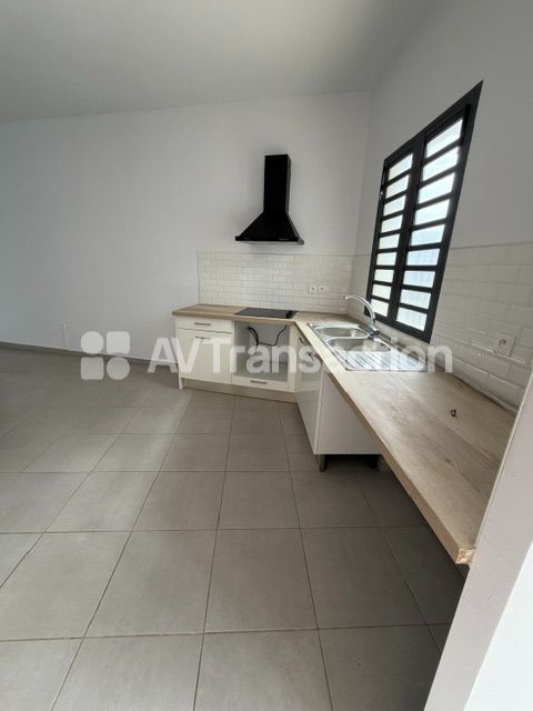 Maison à louer  - 4 pièce(s) - 86.25m2 - Saint Pierre (97410)