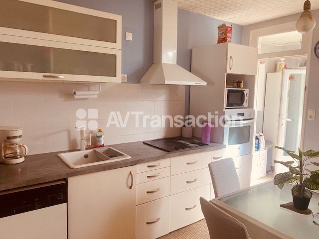 Maison de ville Sur Terrain 760m2