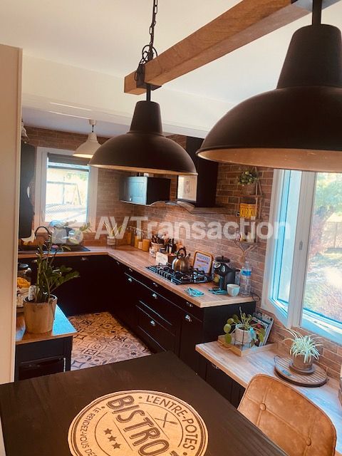 Maison à vendre  - 7 pièce(s) - 130m2 - Nercillac (16200)