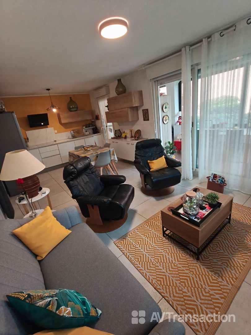 Appartement à vendre  - 3 pièce(s) - 69m2 - Trets (13530)