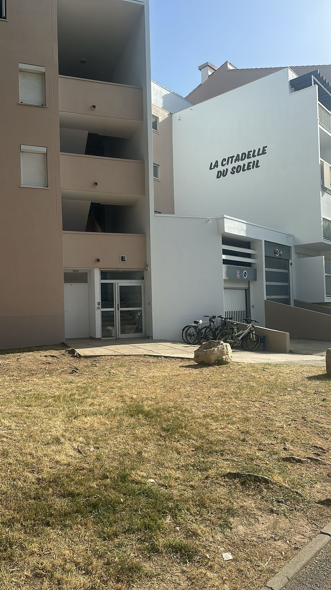Les Citadelles du Soleil Appartement T2 de 29m2 rénové parking 