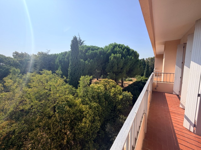 Exclusivité : appartement de 108m2 dernier étage 4 chambres