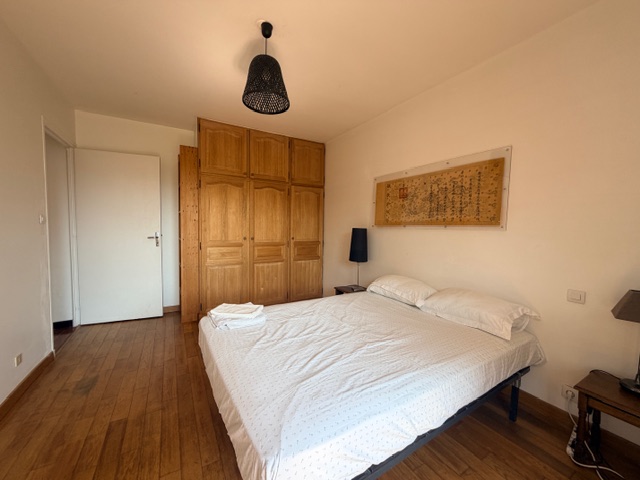 Exclusivité : appartement de 108m2 dernier étage 4 chambres