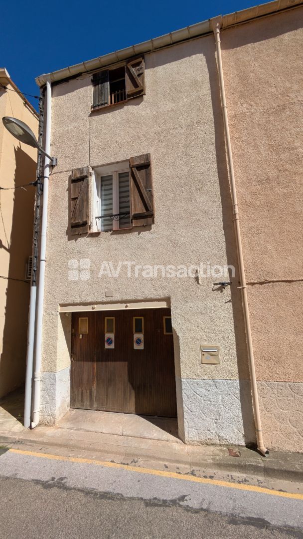 MAISON DE VILLAGE + GRAND GARAGE - ORTAFFA