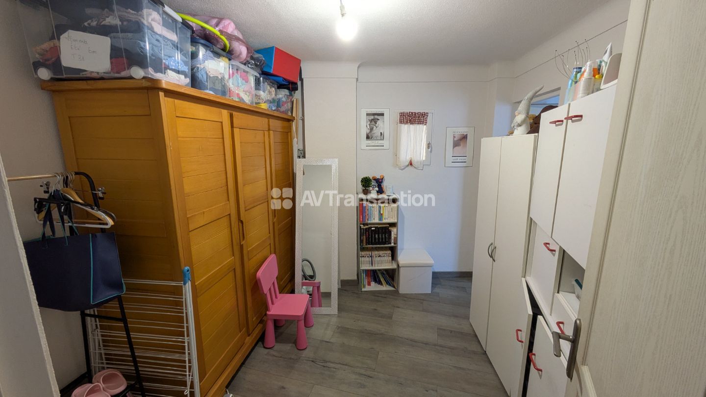 MAISON DE VILLAGE + GRAND GARAGE - ORTAFFA