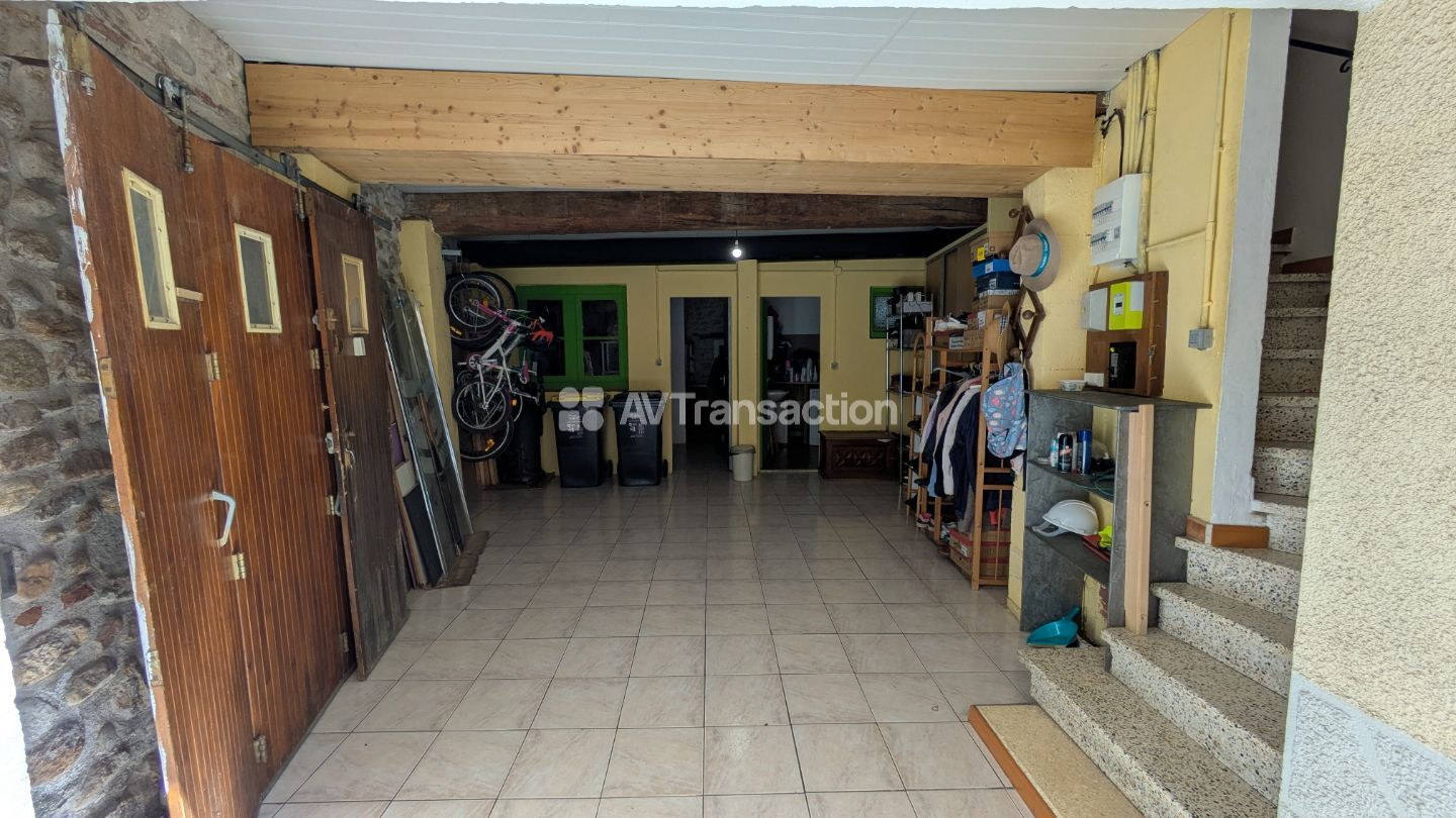 MAISON DE VILLAGE + GRAND GARAGE - ORTAFFA