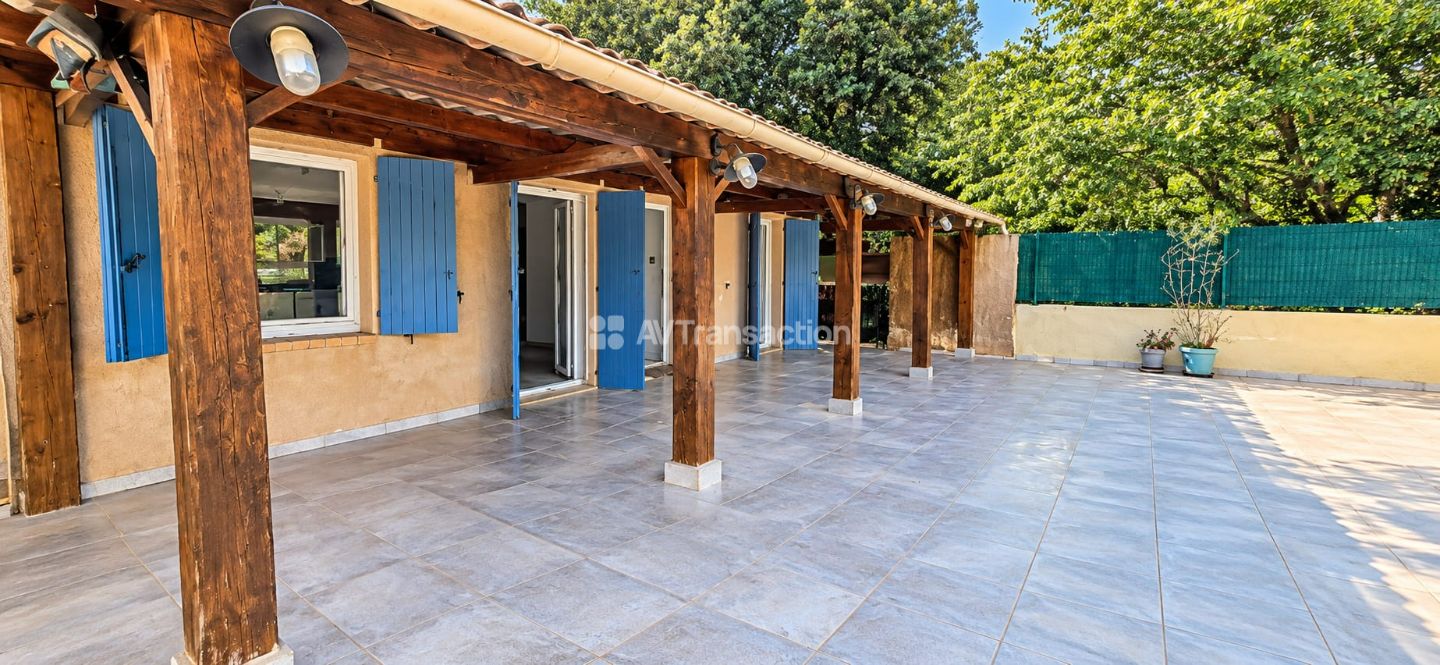 Maison à vendre  - 5 pièce(s) - 150m2 - Vidauban (83550)
