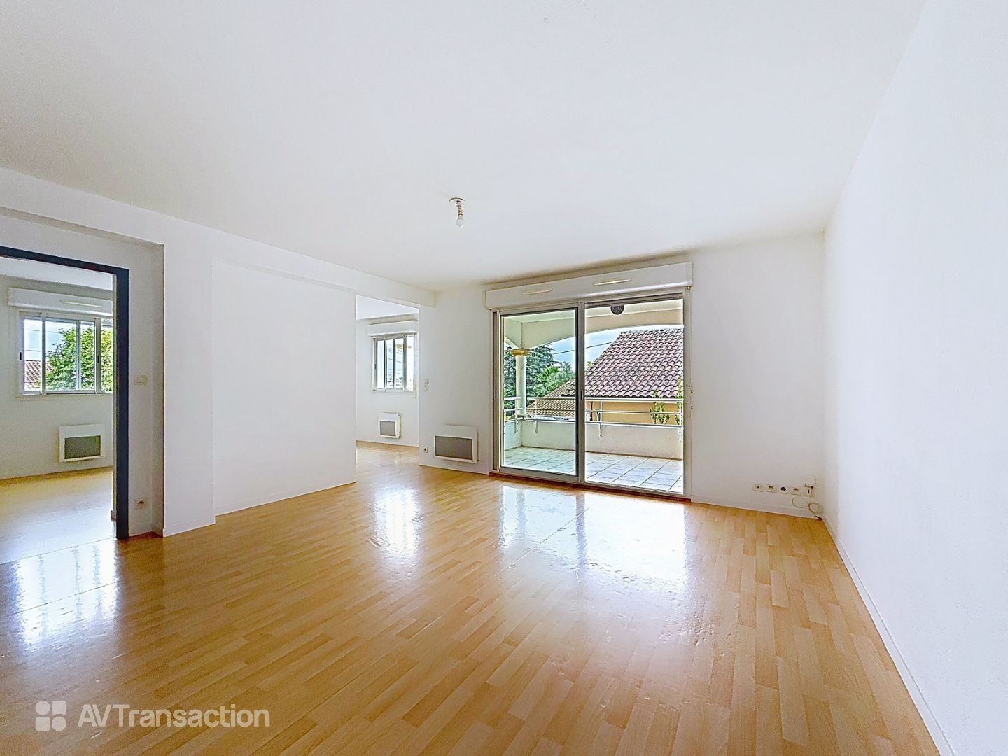 APPARTEMENT T3 AVEC BALCON, PARKING ET ASCENSEUR