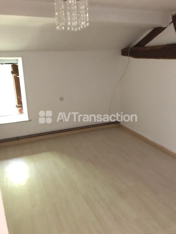 MAISON T4 + TRES GRAND JARDIN - JOINVILLE