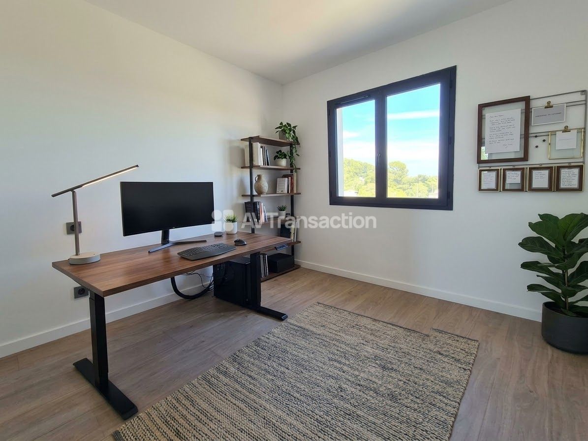 Maison neuve à proximité du village