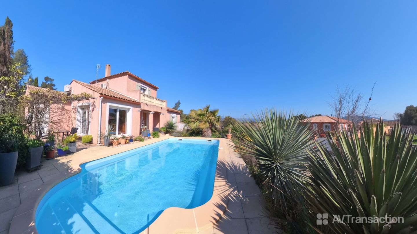 Villa avec vue panoramique à Tourouzelle (11200 - Aude)
