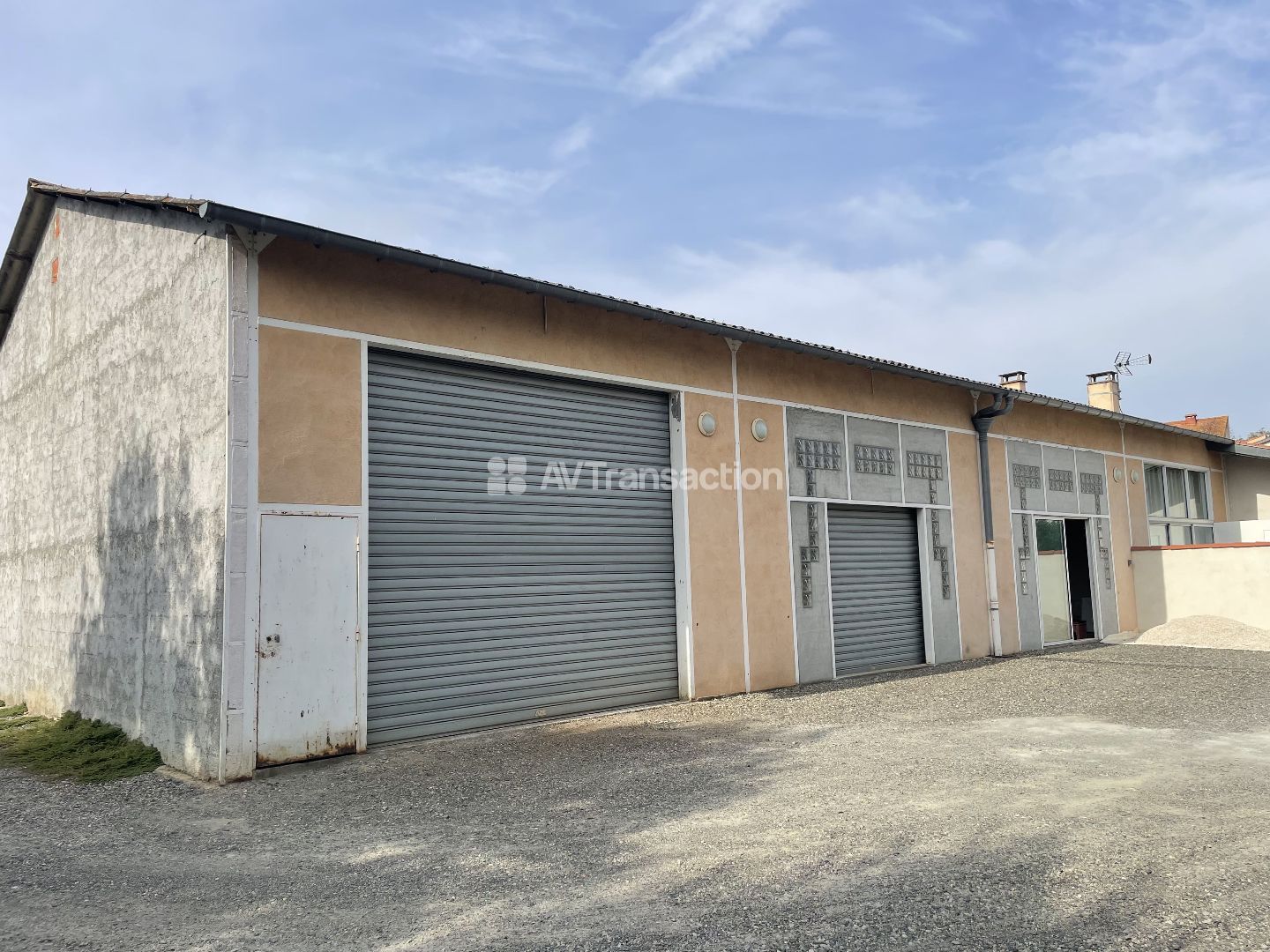 Immeuble à vendre  - 1 pièce(s) - 399m2 - Seysses (31600)