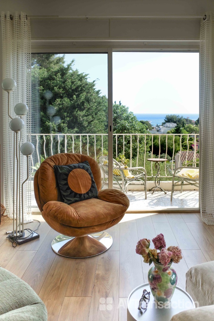 Appartement terrasse à vendre  - 3 pièce(s) - 71.89m2 - Cassis (13260)
