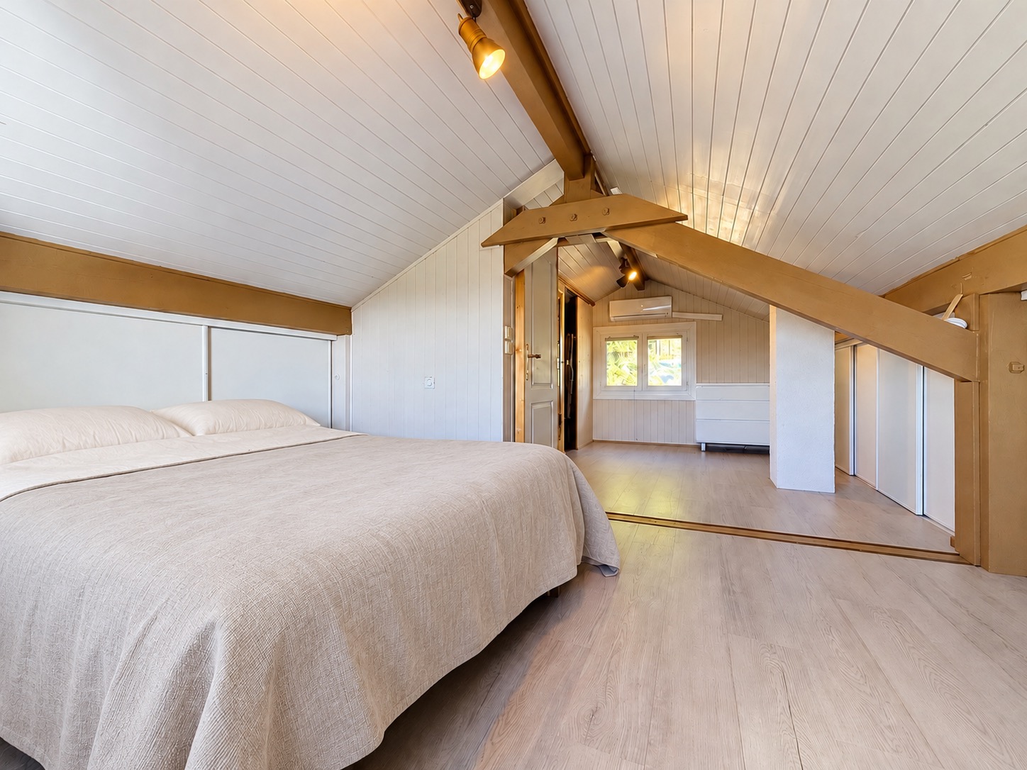 Maison - 4 pièces - Machilly