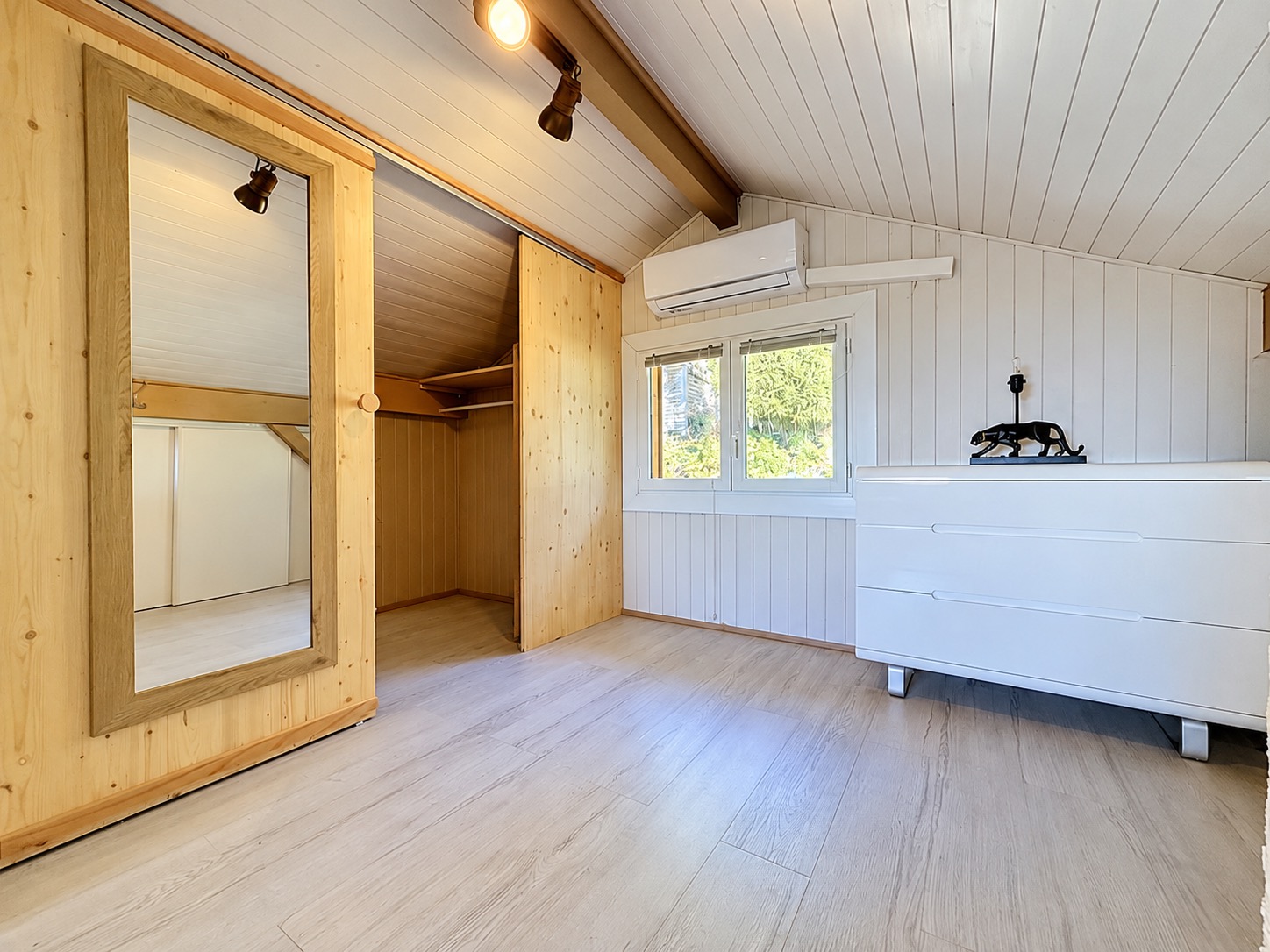Maison - 4 pièces - Machilly