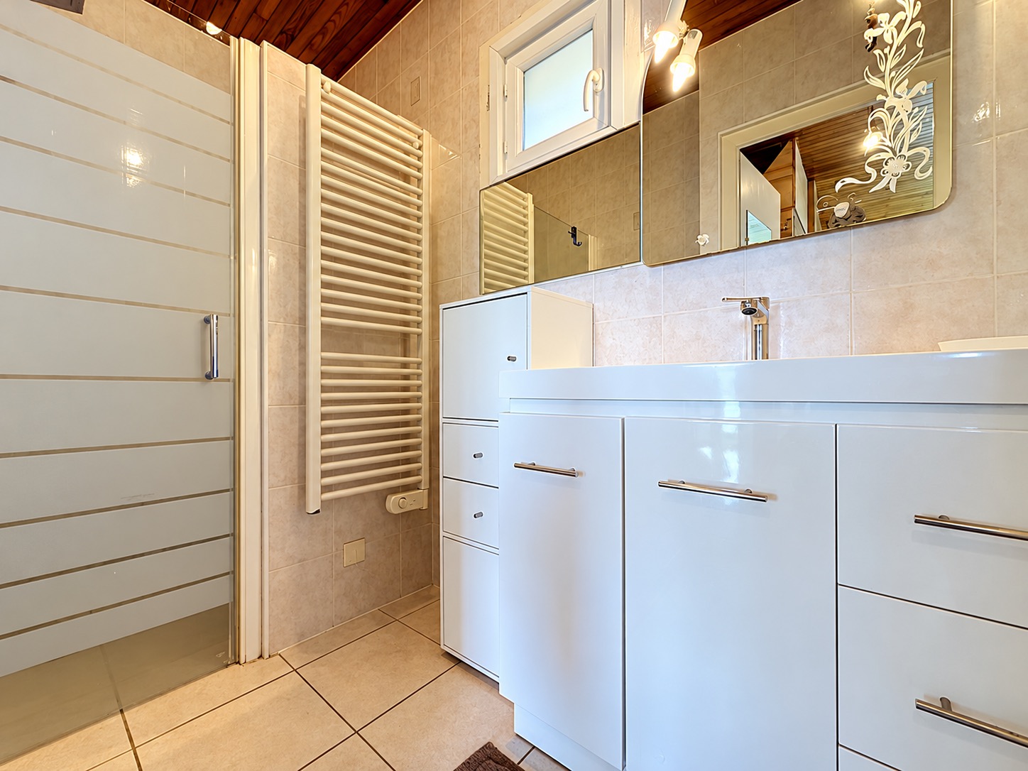 Maison - 4 pièces - Machilly