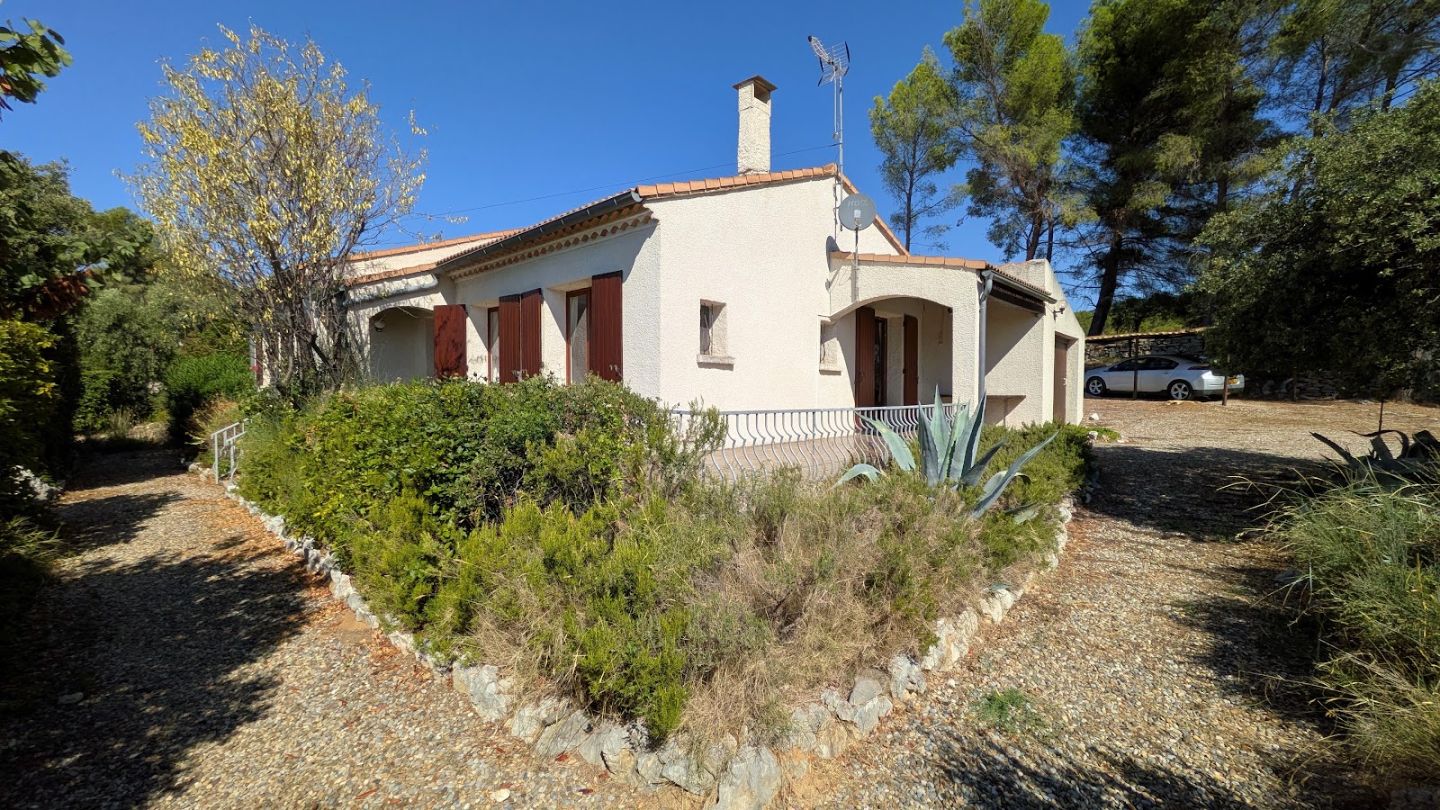 Villa à vendre  - 5 pièce(s) - 117m2 - Cesseras (34210)