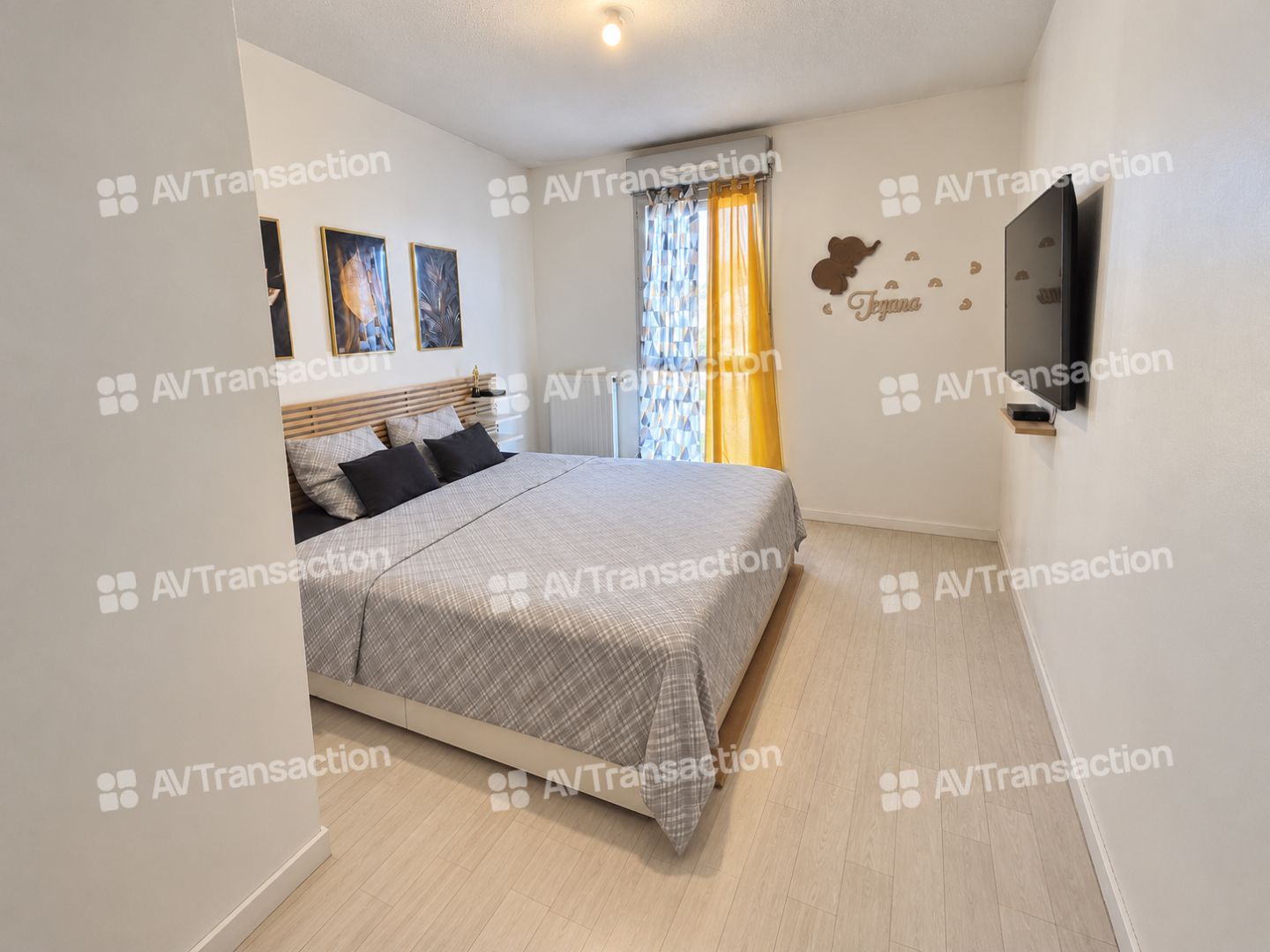 T2 de 2010 – 42 m² avec balcon et garage -CLIMATISE -  Etage 3/3