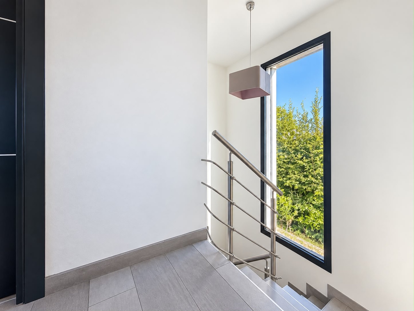 Maison - 5 pièces - Chens-Sur-Léman