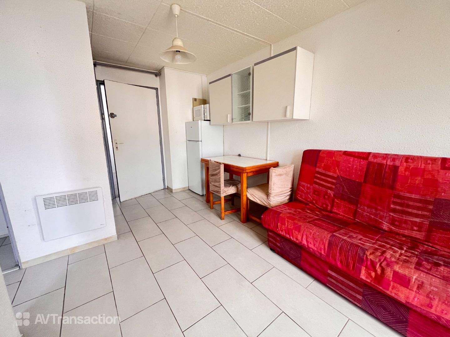 À VENDRE – T2 AVEC LOGGIA, PARKING PRIVÉ ET PISCINE – SECTEUR SA