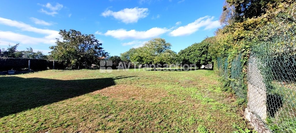 33180 ST SEURIN DE CADOURNE-MAISON 156 M² ET GRAND JARDIN 2100M²