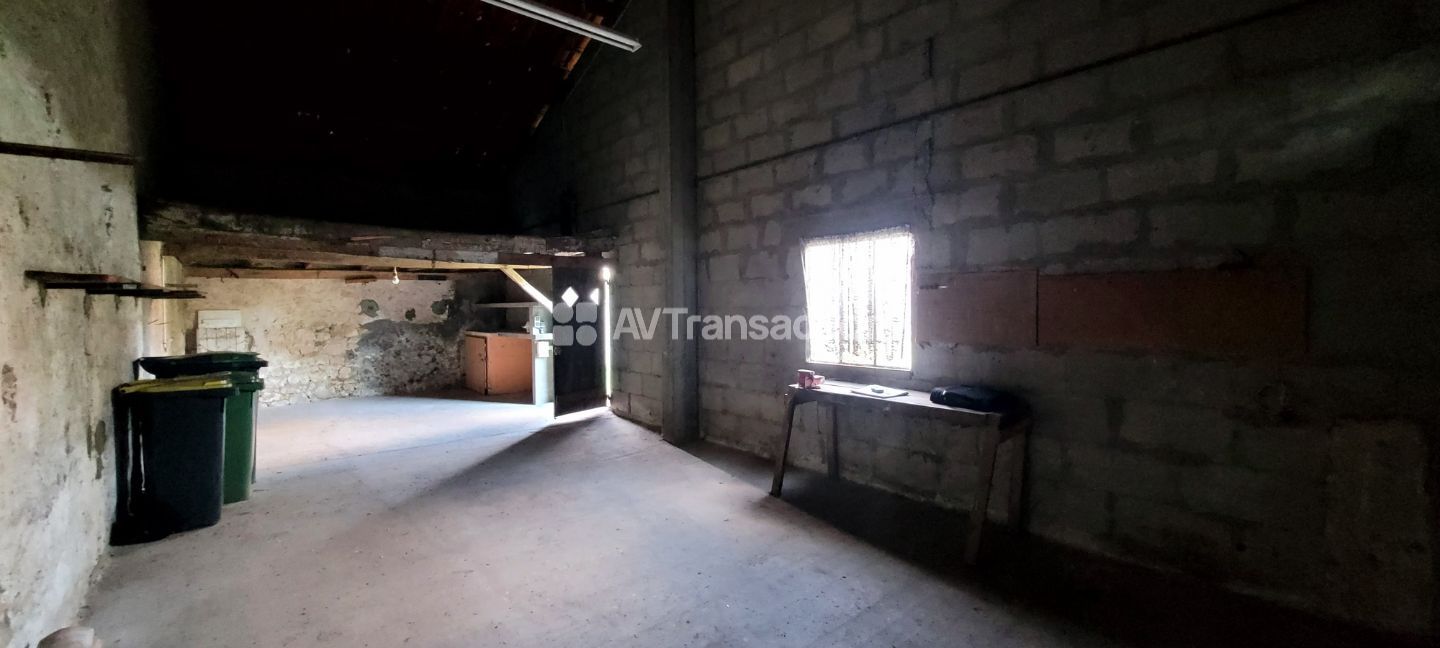 33180 ST SEURIN DE CADOURNE-MAISON 156 M² ET GRAND JARDIN 2100M²