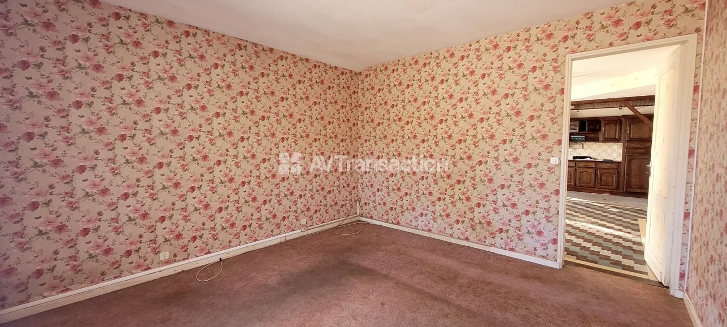 33180 ST SEURIN DE CADOURNE-MAISON 156 M² ET GRAND JARDIN 2100M²