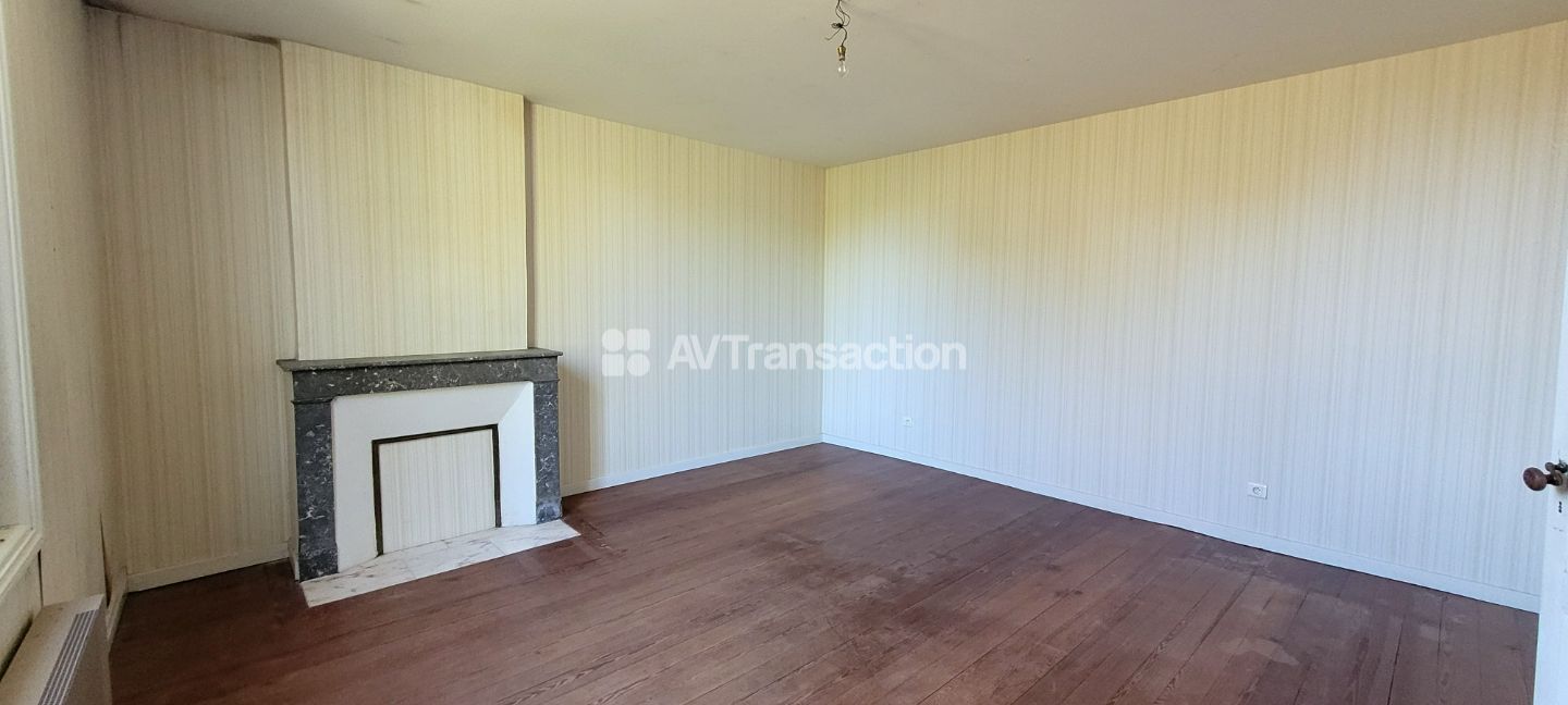 33180 ST SEURIN DE CADOURNE-MAISON 156 M² ET GRAND JARDIN 2100M²