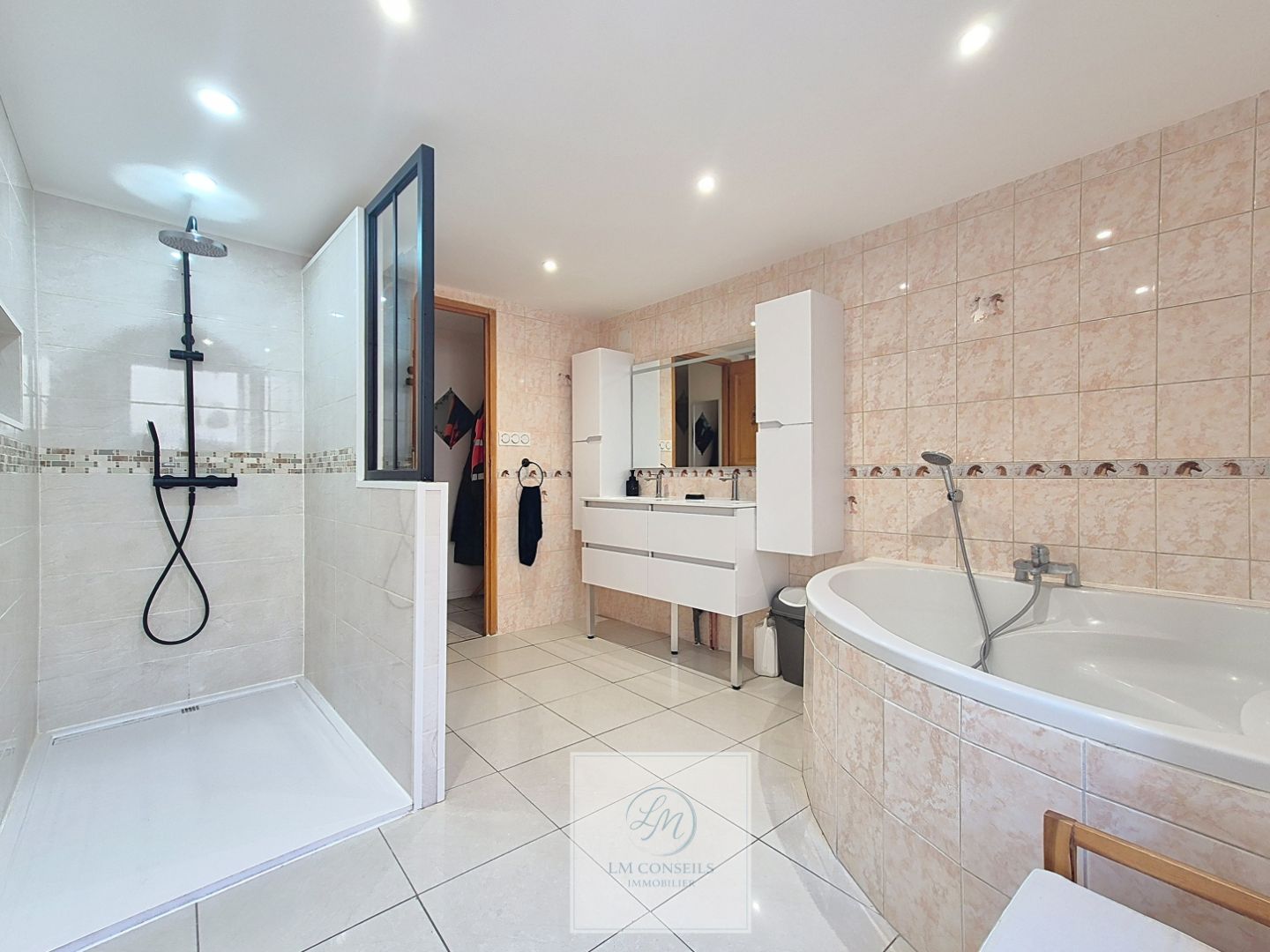 Maison 140m² - 4 chambres et espace indépendant